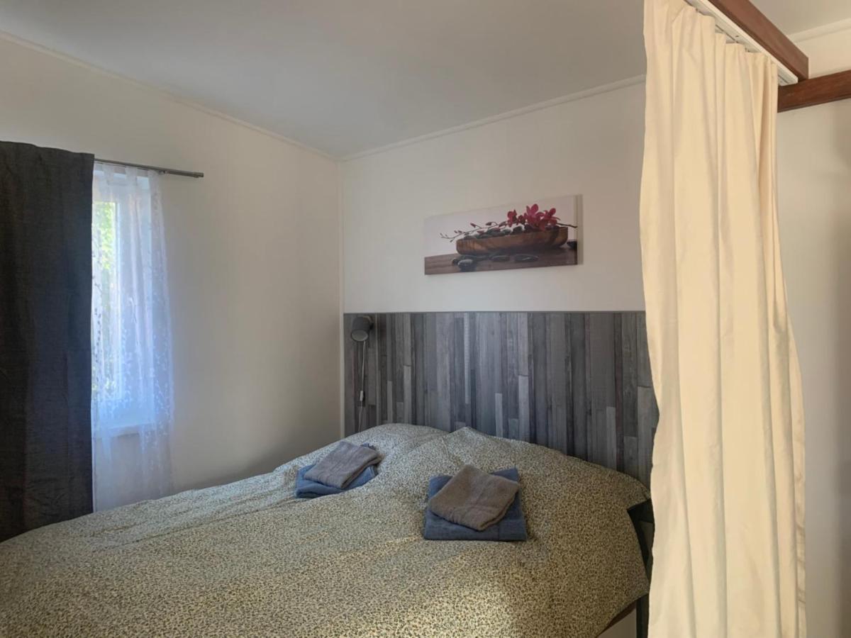 Arvisura Vendégházak Zsombo Esterno foto