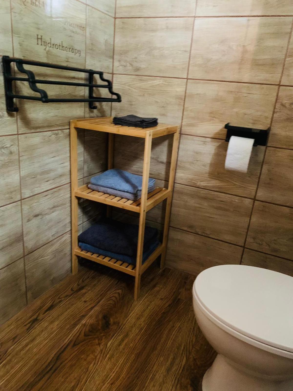 Arvisura Vendégházak Zsombo Esterno foto